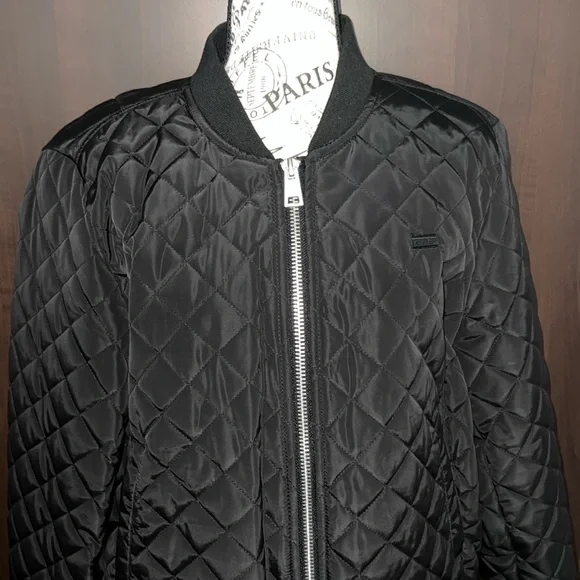 Women's Levi's Diamond Quilted Black Bomber Jacket, Size: X-Large - Picture 2 of 13